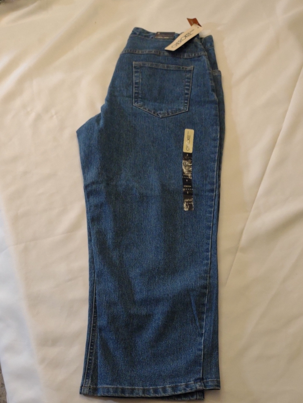 NWT Cherokee Straight-Leg Stretch Medium Blue Women’s Jeans  - Size 6